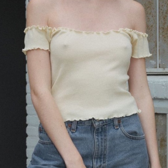 Brandy Melville Anya Top - Picture 6 of 7